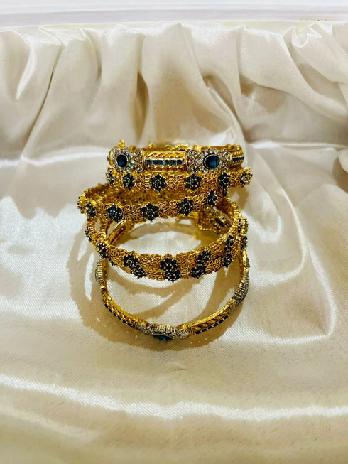 Majestic Scarlet Bangles Set